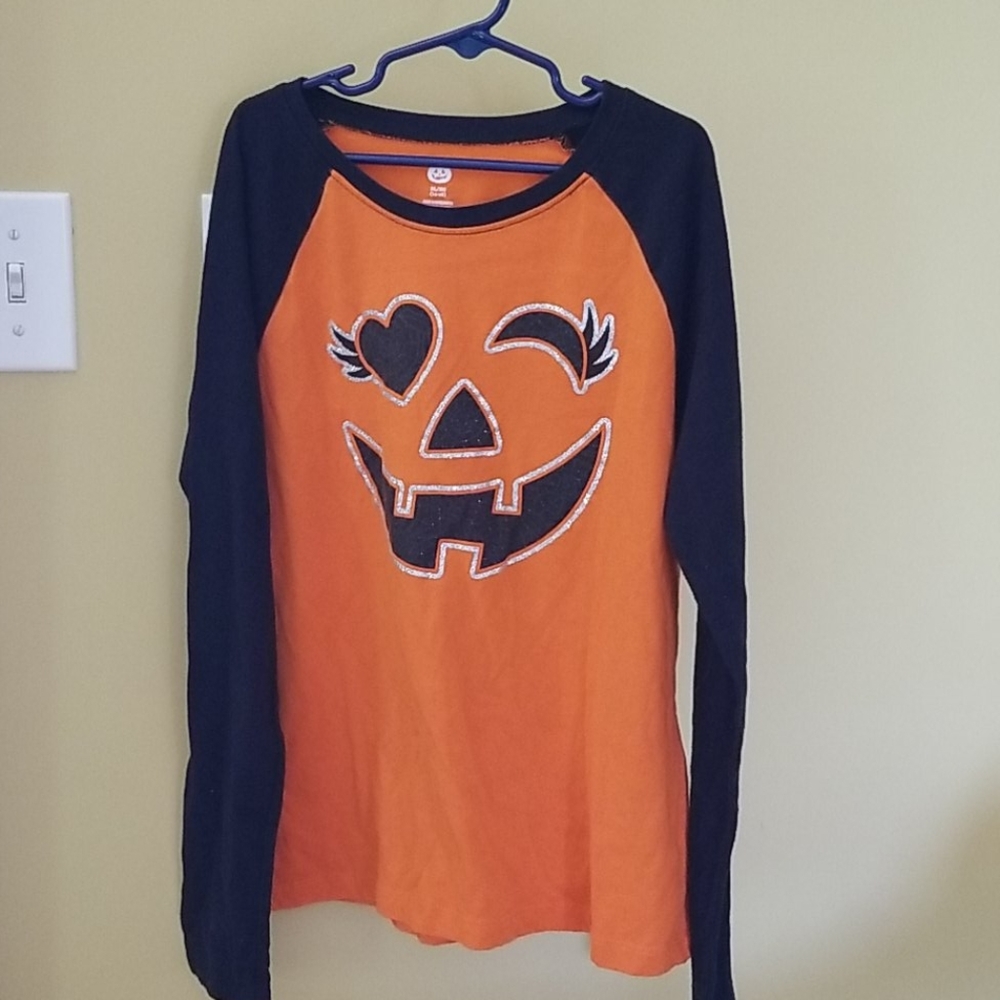 - Girls XL Halloween top